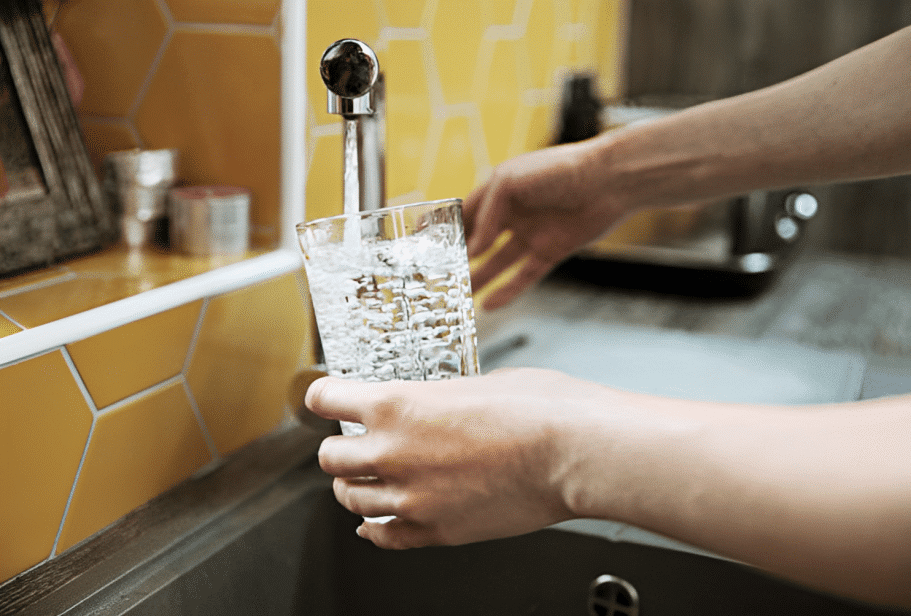 Cuisine - Pratique. Filtrer l'eau de votre robinet : est-ce que c